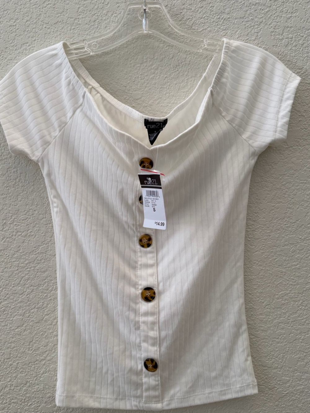 Rue21 Cream Ribbed Button-Front Short Sleeve Top